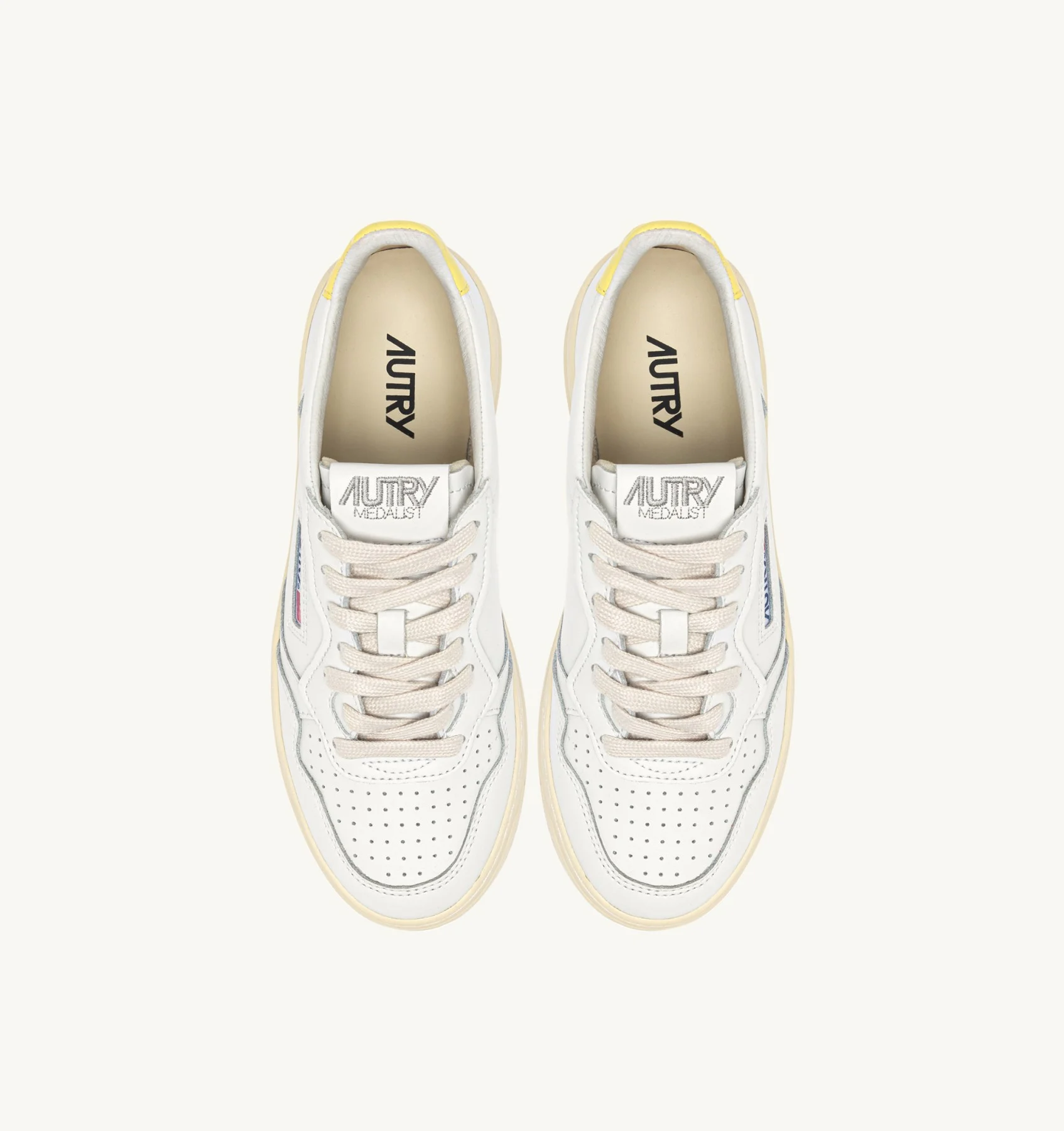 SNEAKERS MEDALIST LOW IN PELLE BIANCA E LEMON MERINGUE- AUTRY - immagine 4